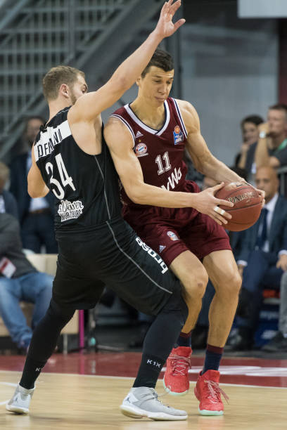 巴萨似乎选 巴萨似乎选