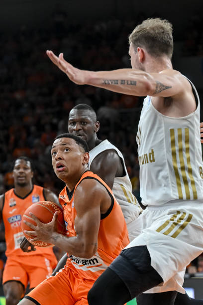 段法律纠纷 段法律纠纷