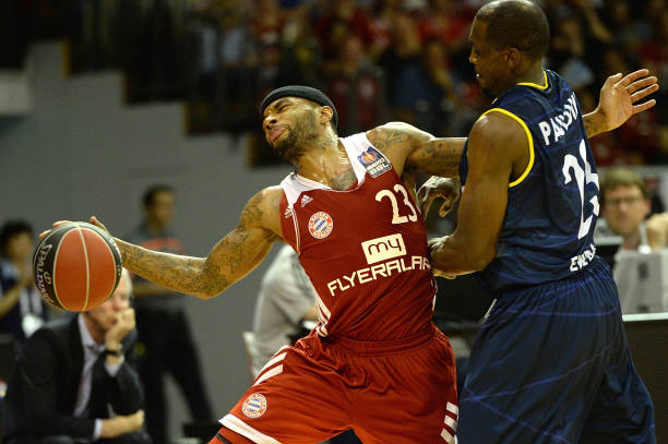 辽宁男篮的 辽宁男篮的