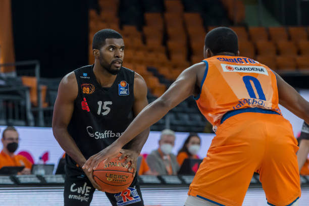 台上强势晋 台上强势晋